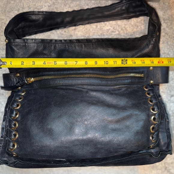 Vince Camuto 'Mica" hobo handbag, black with gold hardware - Picture 9 of 12